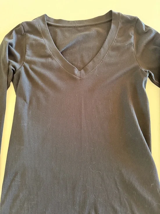 V-Neck Ribbed Long Sleeve Top - Black, Stretch, Size Small - Picture 2 of 10